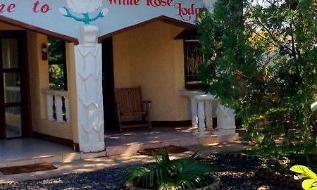 White Rose Lodge Livingstone Extérieur photo